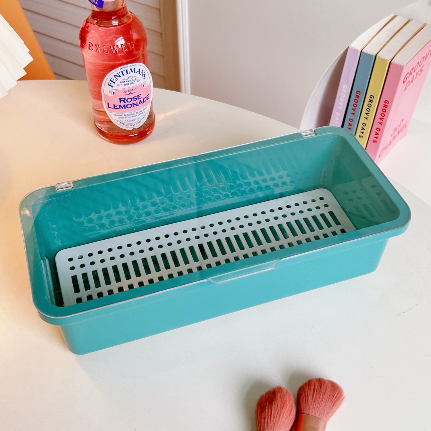 Boîte de rangement pour cosmétiques eprolo, grande capacité, avec couvercle, pour organiser pinceaux et œufs de beauté sur bureau.