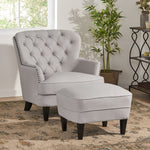 Chaise club moderne gris clair en tissu avec ottoman assorti, fauteuil rembourré élégant, par eprolo.