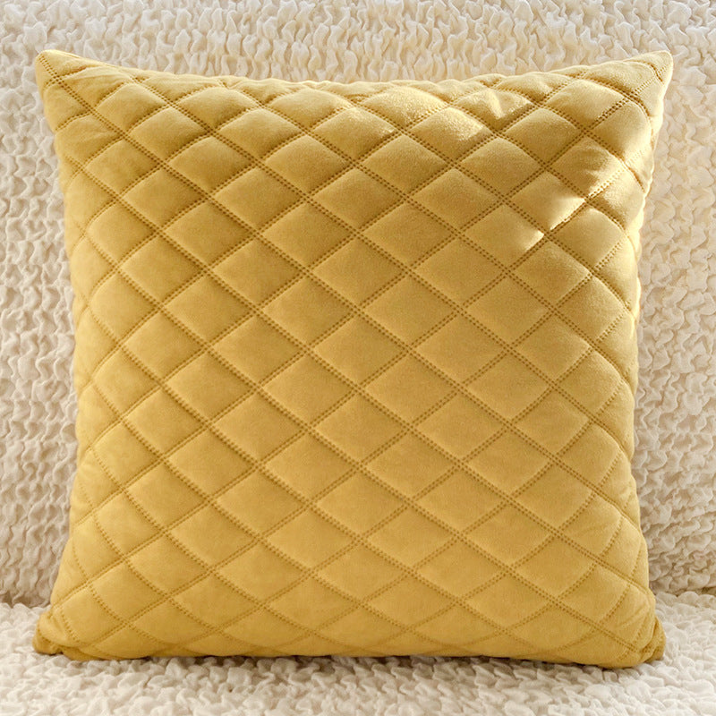 Coussins décoratifs en velours avec motifs artistiques pour salon, marque Novah, design élégant et confortable.