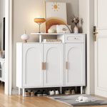 Meuble d'entrée eprolo blanc avec portes arquées, tiroirs, panneaux de rangement, étagères ajustables et pieds en bois solide.