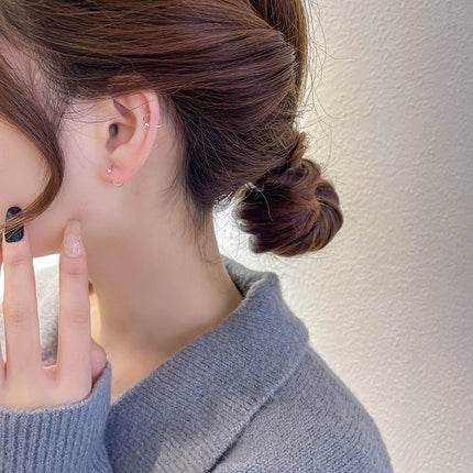 Ins Simple And Small Women's Fashion Sense Temperament Pearl Earrings