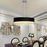 Lustre moderne en cristal eprolo avec branches élégantes, suspendu avec plusieurs cristaux brillants et un design contemporain.