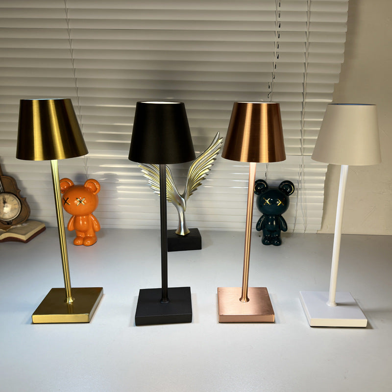 Lampe de table rétro à rechargeable USB par eprolo, lumière d'ambiance pour salon, bureau ou restaurant, protection des yeux.
