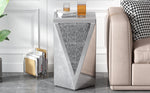 Table d'appoint carrée en miroir argenté de 13,8 pouces, moderne, avec détails en diamant concassé, sans montage, par eprolo