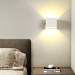 Applique murale LED rechargeable pour chambre eprolo, lumière d'ambiance moderne et élégante, fixation murale simple.