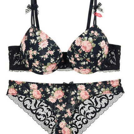 Thin gather underwear