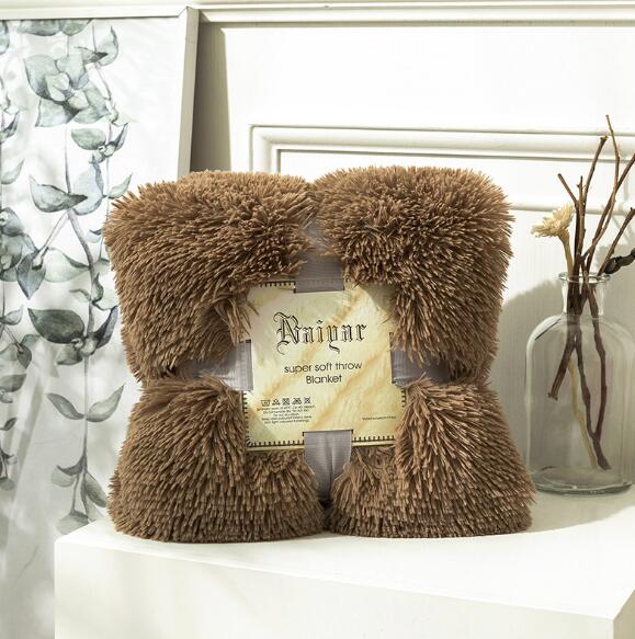 Tapis shaggy doux et chaud de 80x120 cm, moelleux et pelucheux, de la marque eprolo, idéal pour la décoration intérieure.