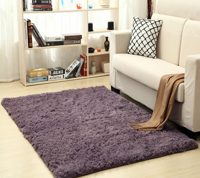 Tapis shag en laine de soie moderne pour intérieur, doux et élégant, idéal pour chambre, salon ou chambre d'enfant.