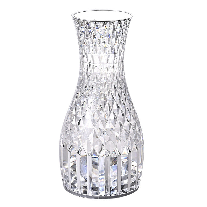 Lampe de nuit créative LED en forme de vase en cristal avec motif de pétales, lumière romantique pour chambre et ambiance.
