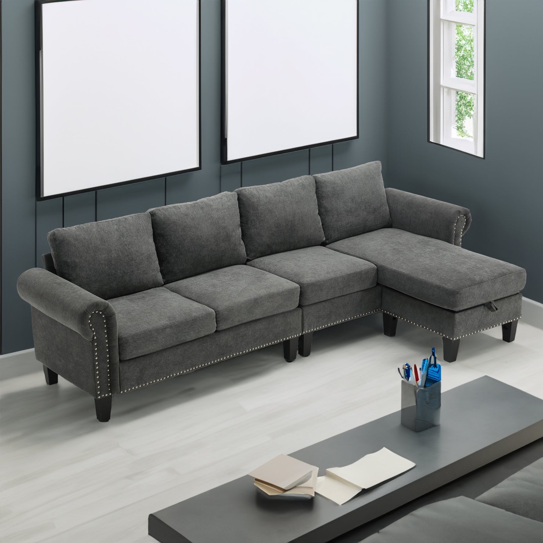 Canapé sectionnel convertible avec espace de rangement, modèle eprolo, avec coussins et tissu gris clair visible sur l'image.