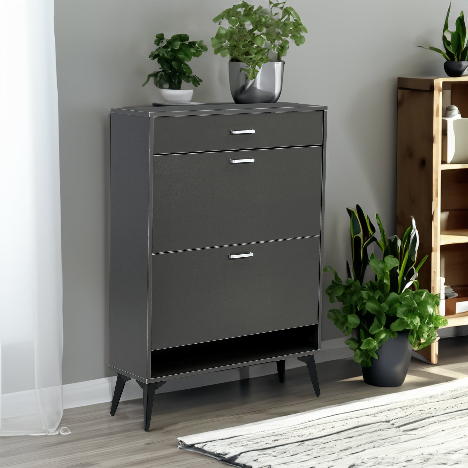 Armoire à chaussures grise eprolo avec étagères de rangement pour chaussures, vue en gros plan.