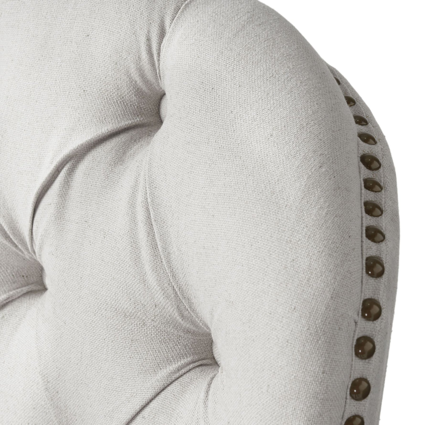 Fauteuil club moderne en tissu gris clair avec ottoman assorti, chaise confortable et style élégant, par eprolo.