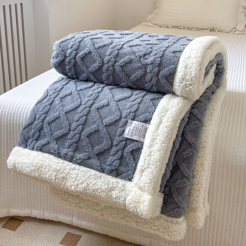 Couverture polaire double couche eprolo pour automne et hiver, chaude et douce, vue en gros plan.