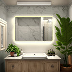 Miroir LED de salle de bain eprolo avec éclairage intégré et cadre élégant, reflet clair visible dans la pièce.