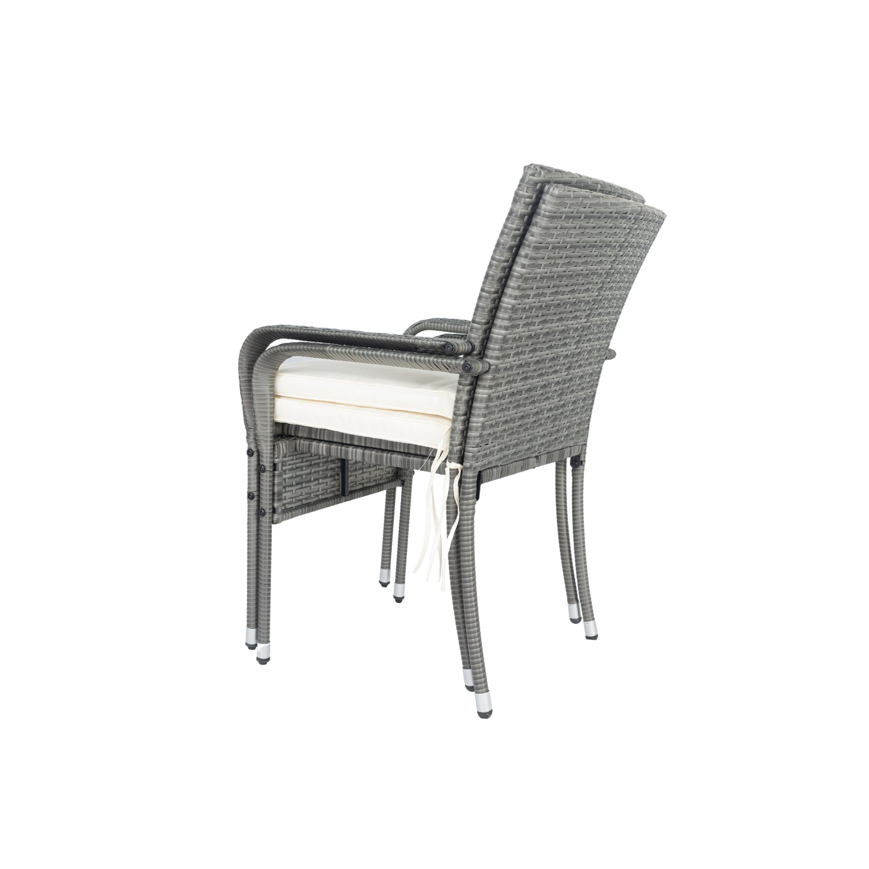 Ensemble de conversation en rotin gris avec 3 pièces et coussins blancs pour patio, par eprolo, vue d'ensemble.