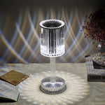 Lampe de table Gatsby Line Lamp Ins Net Red Diamond de eprolo, lampe d'ambiance créative avec cristaux et design luxueux pour la nuit.