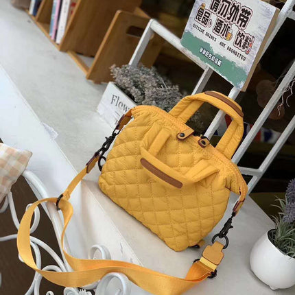 Diamond Ultra-light Space Cotton Textured Nylon Cloth Fashion Casual Portable Shoulder Messenger Bag