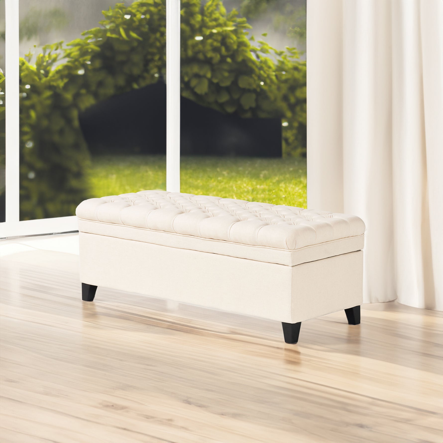 Pouf de rangement Juliana de la marque eprolo, ottoman compact avec compartiment de stockage visible.