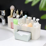 Boîte de rangement pour tiroirs de bureau eprolo, organisée avec plusieurs compartiments pour documents et fournitures.