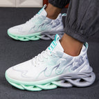 White gray green / 39