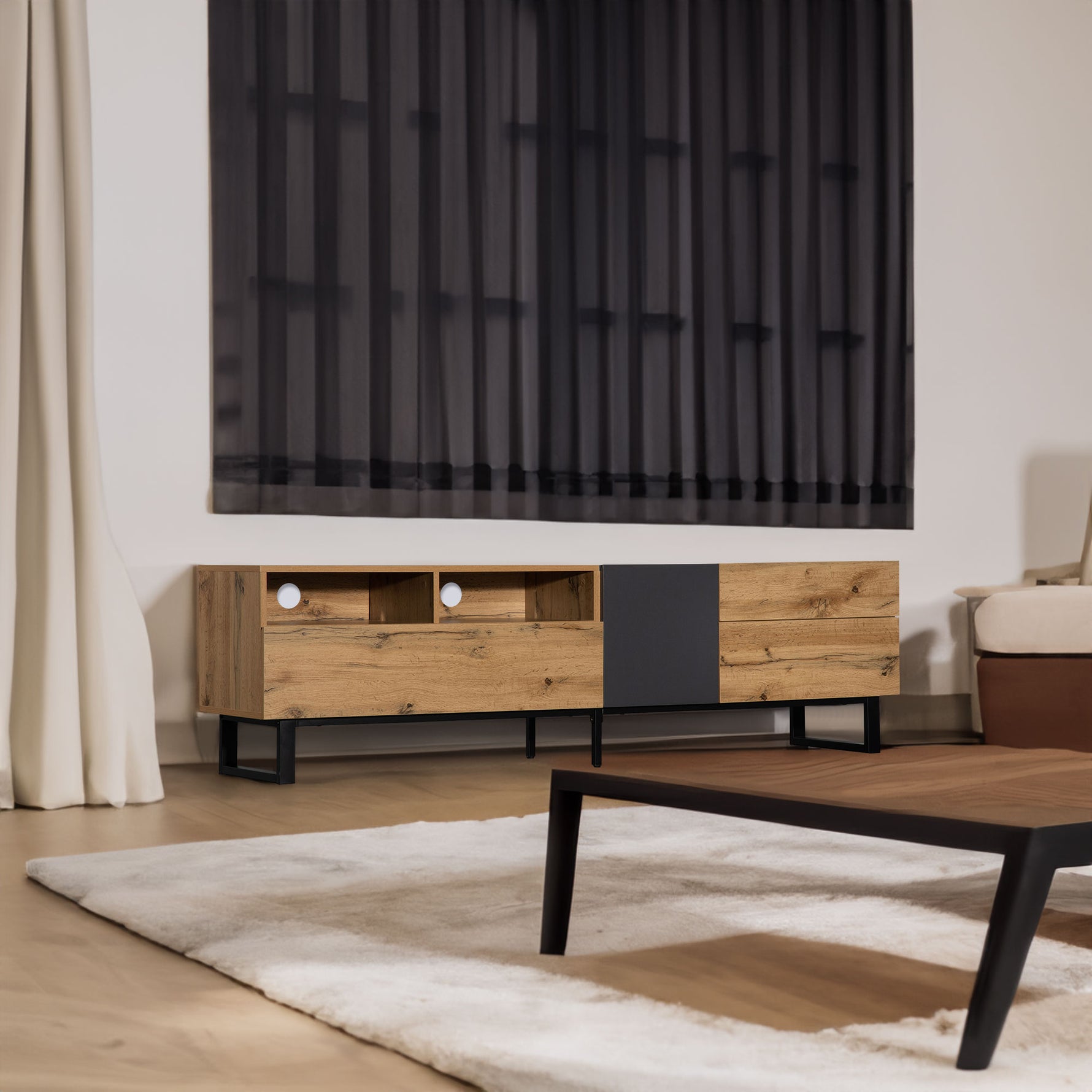 Meuble TV moderne pour écran 80 pouces avec double espace de rangement, en bois élégant et finition contemporaine.