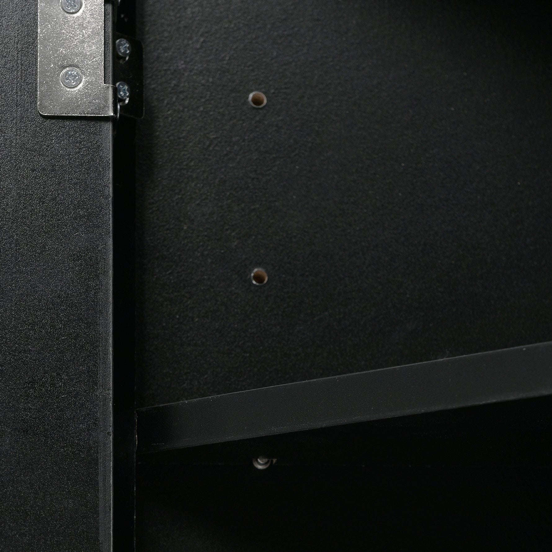 Armoire de rangement noire en forme de triangle avec étagères ajustables, meuble de salle de bain autonome de la marque eprolo