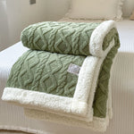 Couverture double couche en laine polaire pour automne et hiver, de marque eprolo, montrant la texture douce et épaisse.