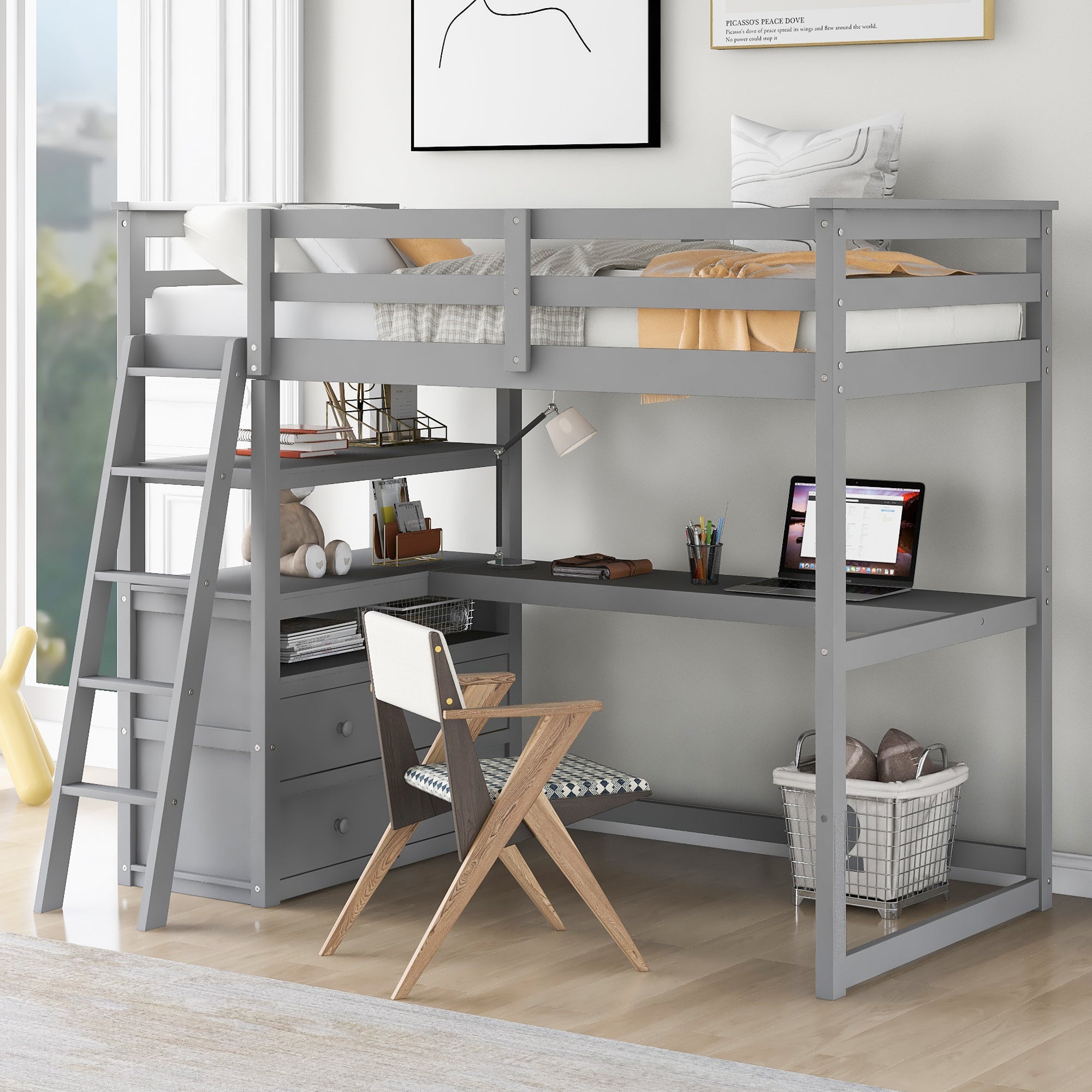 Lit mezzanine double avec bureau, étagères et tiroirs intégrés en gris, par eprolo, vue de côté avec espace de rangement et espace de travail