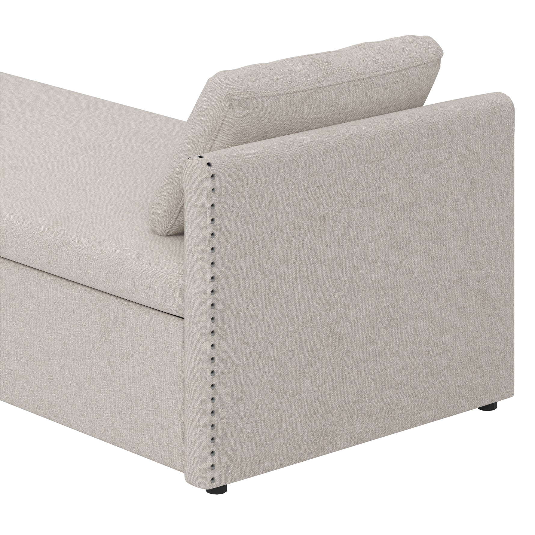 Fauteuil lounge moderne avec coussin, convertible en canapé-lit, par eprolo, vue de l'angle avec tissu rembourré et structure élégante.