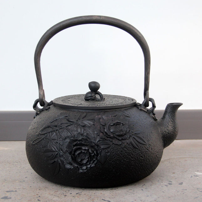 Large Capacity Uncoated Cast Iron Kettle Teapot Home Ornaments Crafts