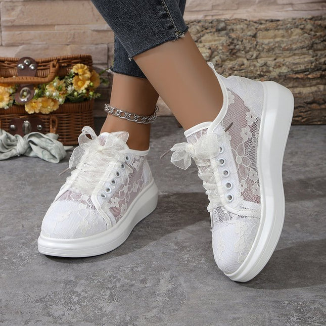 All-matching Graceful Sexy Lace Print Stitching Breathable Casual Skateboard Shoes