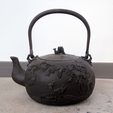 Large Capacity Uncoated Cast Iron Kettle Teapot Home Ornaments Crafts