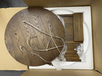 Lustre en bois de ferme pour restaurant, design rustique par Novah, avec branches en bois et ampoules suspendues, décor chaleureux.