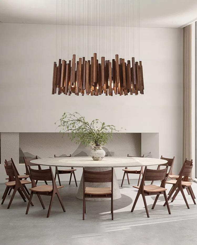 Lustre en bois de style ferme pour restaurant, design rustique avec plusieurs branches et bougeoirs, de la marque Novah