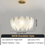 Lustre moderne pour plafond de la marque Novah avec design élégant et éclairage décoratif, visible en image.