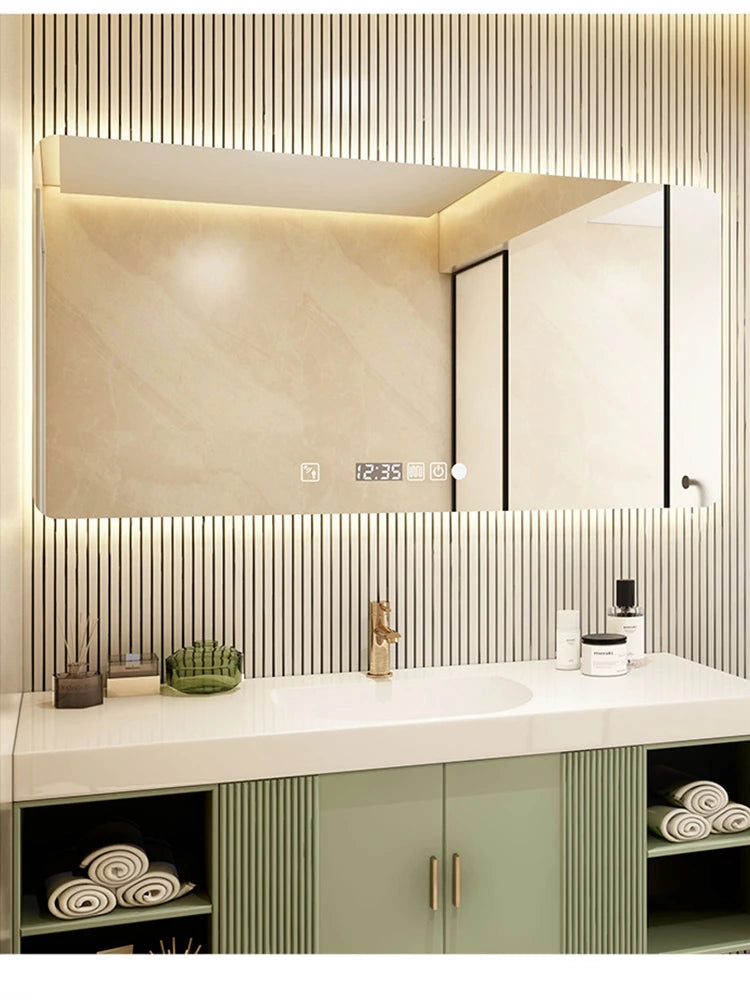 Miroir de salle de bain rond et rectangulaire mural de la marque Novah, design élégant pour salle de bain moderne.