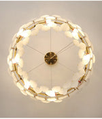 Suspension de plafond moderne Novah, chandelier élégant avec design contemporain et éclairage lumineux.