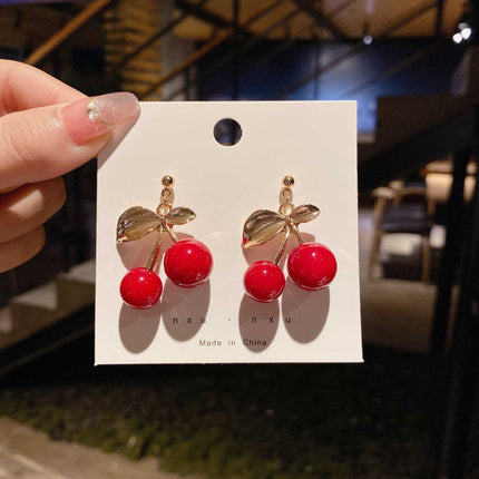 Ins Simple And Small Women's Fashion Sense Temperament Pearl Earrings