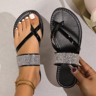 Toe Covering Rhinestones Strap Flat Bottom Beach Sandals