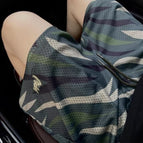 M / Camouflage Color