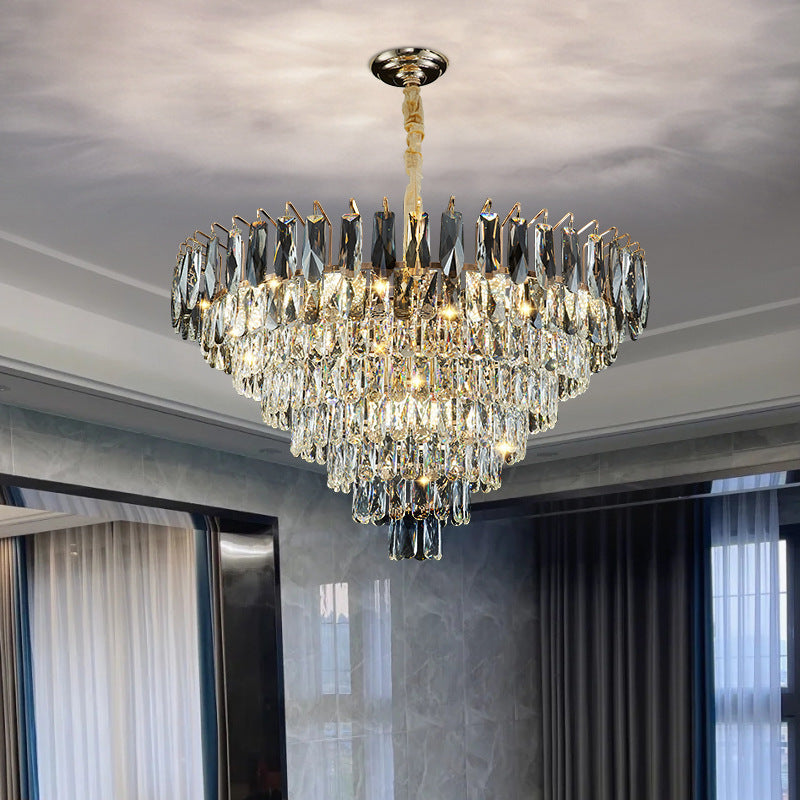 Lustre en cristal moderne pour salon, chambre ou salle à manger, éclairage simple et élégant de la marque Novah.