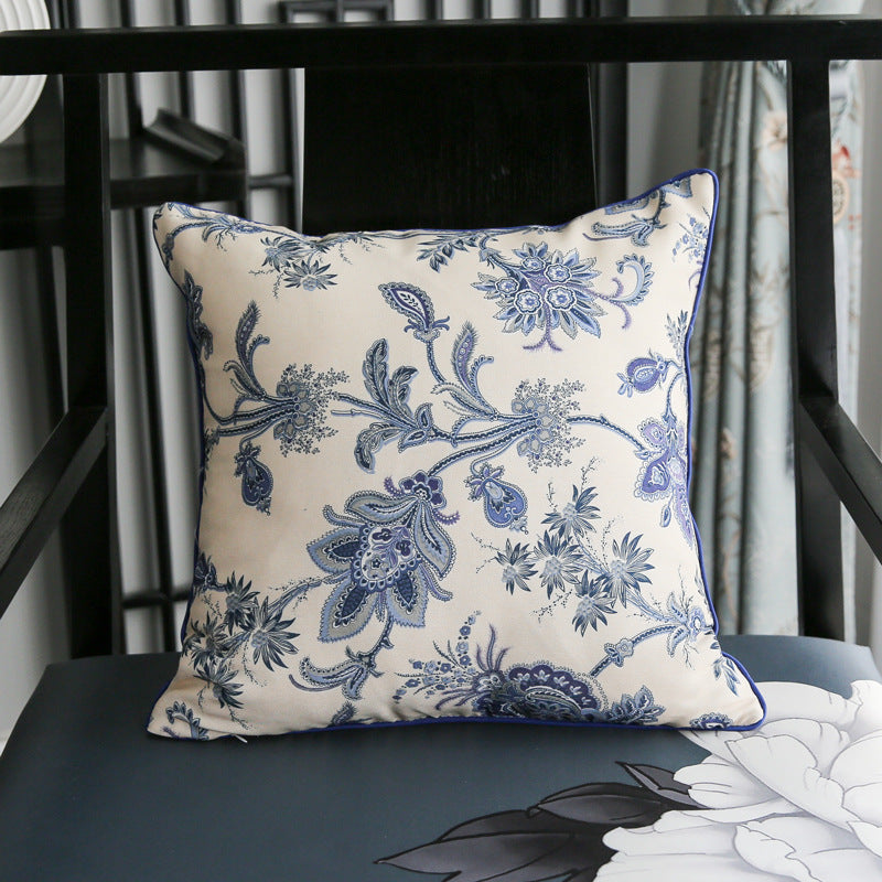 Housse de coussin style chinois pour canapé, motif décoratif avec détails traditionnels, par Novah.
